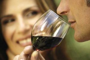 How_to_taste_wine_-_the_beginners_wine_tasting_guide_2